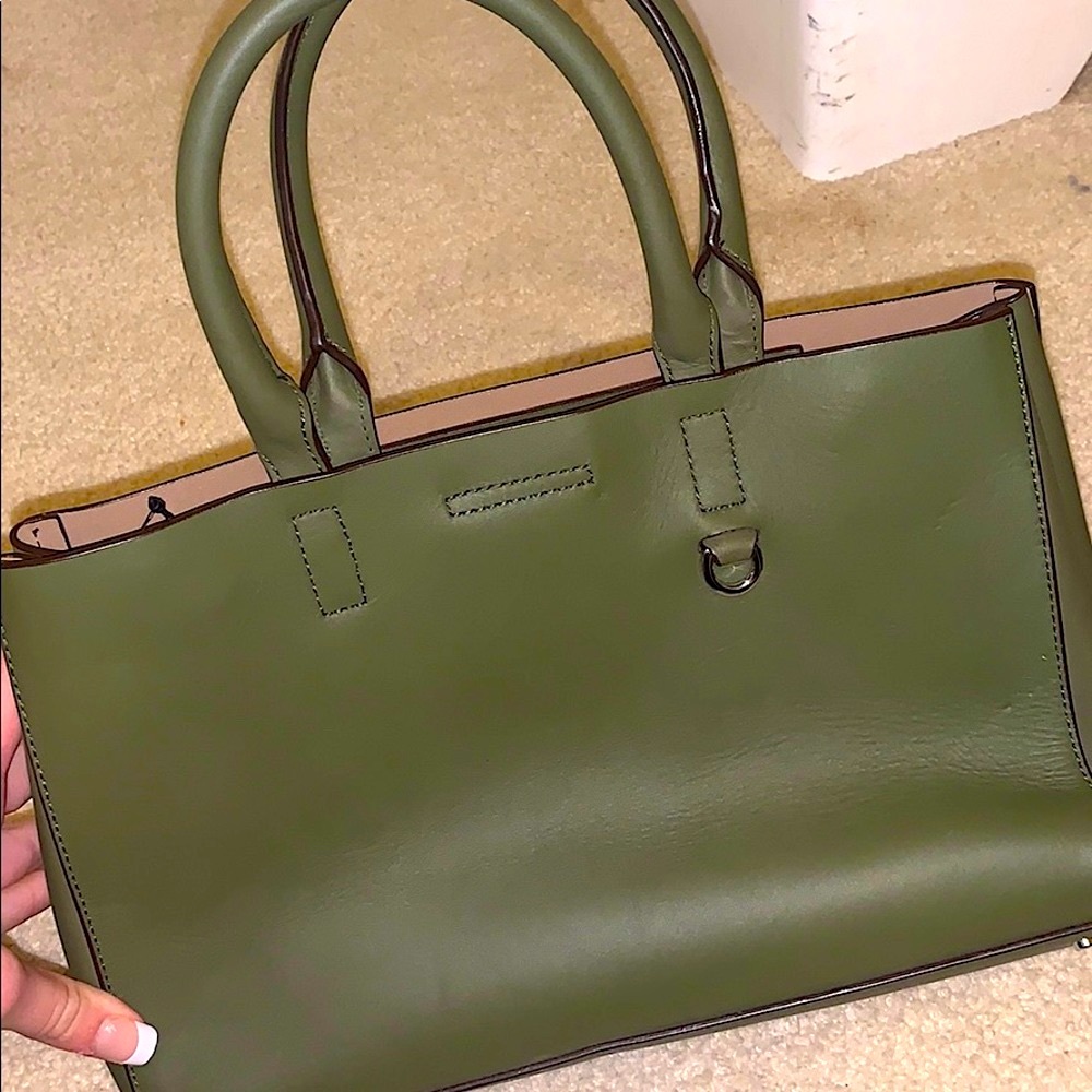 Brand new banana republic purse.